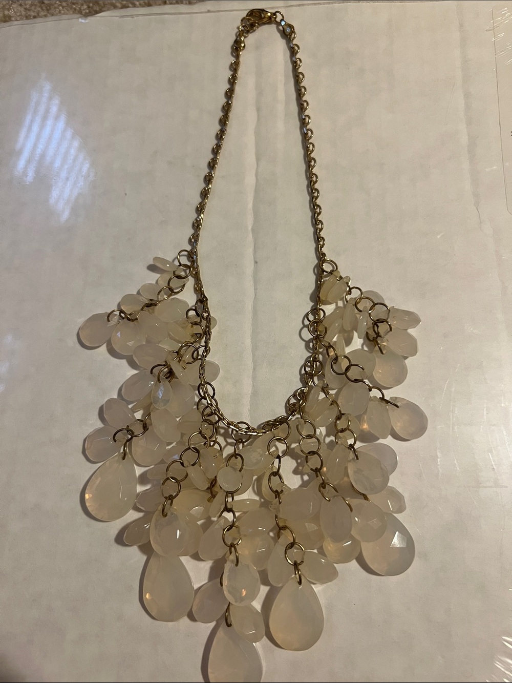 opaque statement necklace